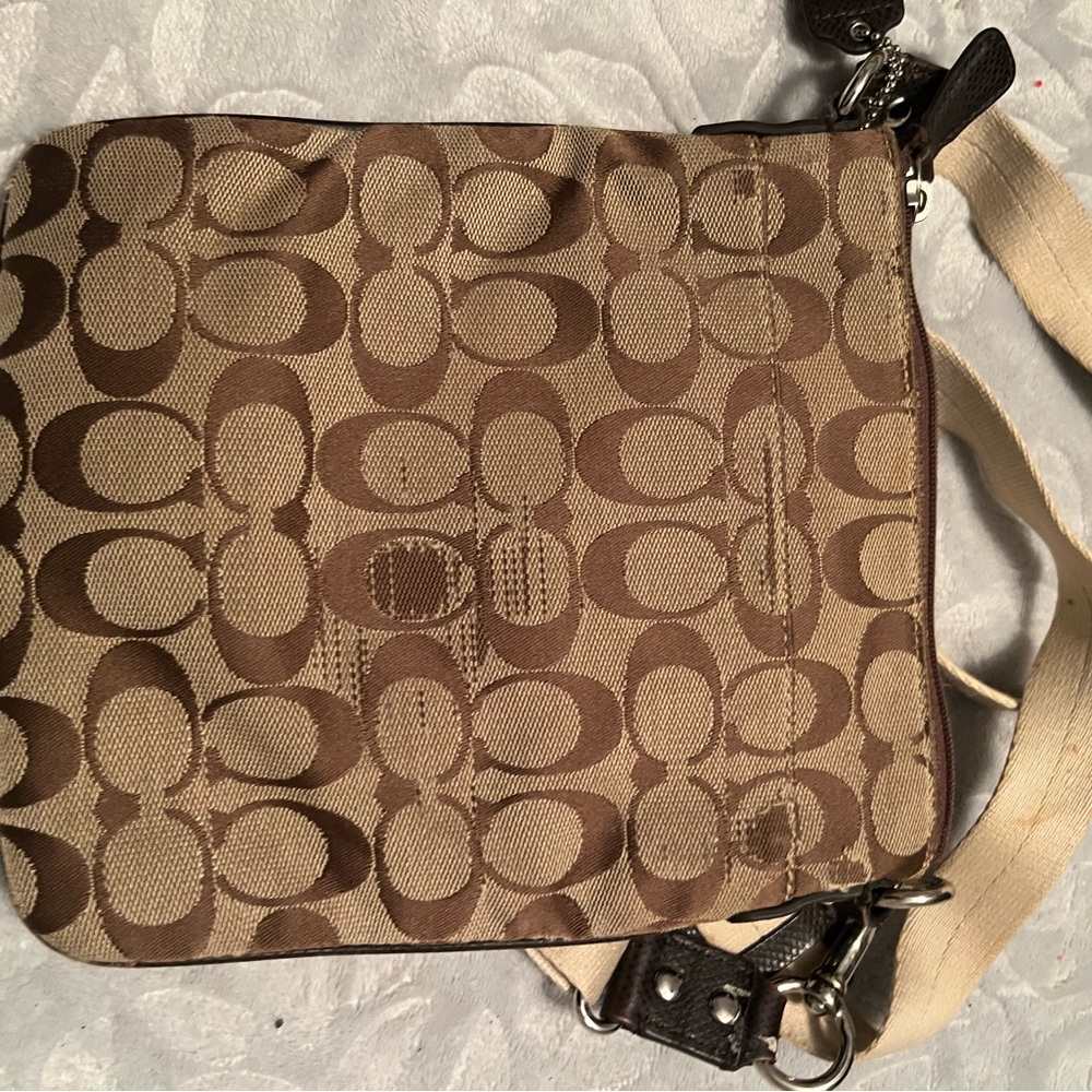 Coach Signature Brown and Tan Messenger Bag - Picture 3 of 4